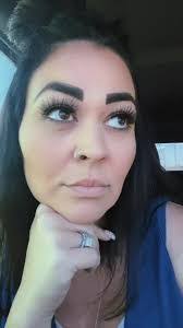 Deanna Cline's Instagram, Twitter & Facebook