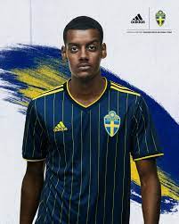 Billiga fotbollströjor sverige sebastian larsson 7 hjemma tröja em 2020 kortärmad. Klart Har Ar Sveriges Nya Bortatroja