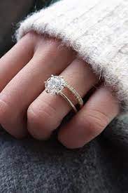 Rose Gold Engagement Rings That Melt Your Heart Rose Gold Round Engagement Ring Rose Gold Engagement Ring Wedding Rings Solitaire