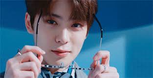 Yangyang is their kid · soft jung yoonoh | jaehyun · soft kim jungwoo (nct) · family fluff · yangyang best kid · mommy jungwoo · daddy jaehyun . 69kpopsmut Sugar Daddy Jaehyun