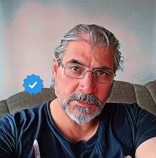 Daily used bowls can make the most beautiful music in the world. #china  #chinalife