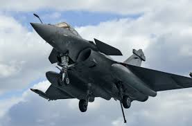 Vivez les impressions au cours de le baptême de l'air en avion de chasse. Insolite Pas Prevenu De Son Bapteme De L Air En Rafale Il S Ejecte Sans Faire Expres