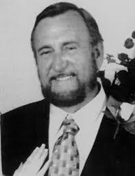 Delia Gardner's Instagram, Twitter & Facebook