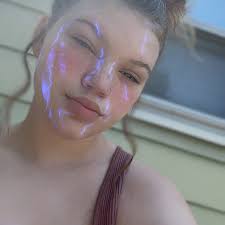 Needing a part to full time person Friday thru Monday nights . 9:30 to  usually 4 or 5 am . Good driving record but do not need cdl . Message me if  interested for more details .