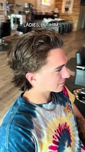 Men's Buzz Cut Hairstyle Guide