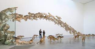A mi parecer una de las mejores … When Joseph Beuys Locked Himself In A Room With A Live Coyote Artsy