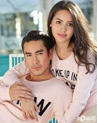 Credit to teedee and latest oho mag. Nadech Kugimiya Yaya Urassaya In Vol 11 No 240 March 2015 Photo Gallery Magazine Cover Issu Couple Photoshoot Poses Celebrity Couples Cute Couples