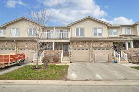 Townhouse is a 3 bed, 3.0 bath unit. 49 75 Prince William Way Barrie Zolo Ca