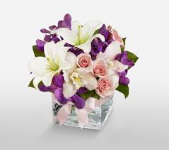 Alibaba.com offers 2,178 cube flower vases products. Elegant Blossoms Mixed Flowers Arrangement In Cube Vase Online Flower Store To New Zealand Flora2000