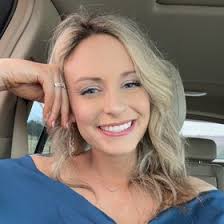 Bailey Bauer (baileybauer29)