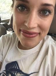 Lisarose Dazzling Lips Lipstick Review and Fashion Discussion