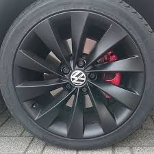 Alex Jung On Instagram Gerade Bremssattel Mit Dem Lack Von Foliatec Lackiert Und Sieht Echt Gut Aus Und Die Kombination M Pretty Cool Car Design Cool Stuff