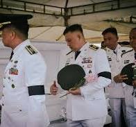 𝗣𝗢𝗦𝗧 𝗦𝗖𝗥𝗜𝗣𝗧 | The solemn 'black arm bond' of PMA ...