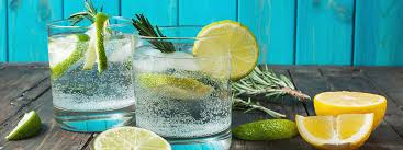 Al mare o in montagna, al chiuso o all'aperto, in compagni di amici o dividendo il tavolo con la propria dolce metà. Cocktail Piu Instagrammati La Classifica Dei Primi 10 Al Mondo