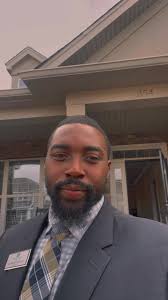 Darius Farley (@dariusfarleyrealtor)