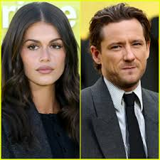 Olivia Munn & Boyfriend Tucker Roberts Attend Bea Akerlund & Miranda  Dickson's Day of the Dead Celebration: Photo 4381196