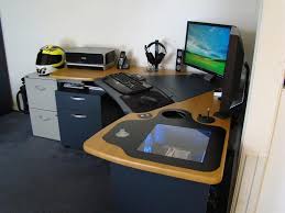 Gaming table diy gaming room setup board game table game tables dnd table gaming furniture gamer room hobby room tabletop games. Cool Computer Desk Ideas Whaciendobuenasmigas