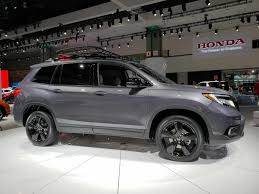 The honda passport is a line of sport utility vehicles (suv) from the japanese manufacturer honda. 2019 Honda Passport Suv Review Prices Trims Pics Idrivesocal