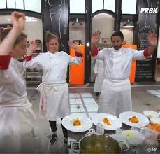 La soirée a été marquée par l'élimination de chloé, le retour de deux anciens candidats, pierre et bruno, dans la compétition, mais pas que ! Top Chef 2021 Connaissiez Vous Cette Regle Cachee Sur Le Dressage En Off Purebreak