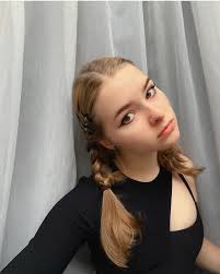 Please 🙏 can someone tell me what's going