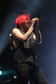 Pin On Gerard Way