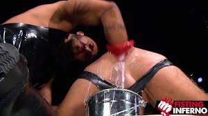 Josh Mikael & Derek Cline Hard Fist - XNXX.COM