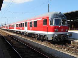 1 type abn car, 1st and 2nd class. Bnrdzf 477 3 50 80 82 34 227 7 Steht Im August 2013 Abgestellt In Weilheim Oberbayern Bahnbilder De