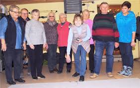 Ein anderes ehepaar entdeckte unter dem teppich ein großes spielfeld, während jemand anderes einen gruseligen keller fand. Hagen Im Winter Mutiert Ein Teppich Zum Boule Spi