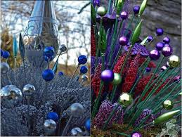 If you have a dark corner in your garden that you'd like to brighten up, make a diy water drop light. Diy Christmas Ornament Garden Stakes Do It Yourself Fun Ideas Christmas Garden Decorations Garden Art Diy Christmas Garden