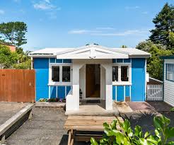 11 small homes for sale that will make