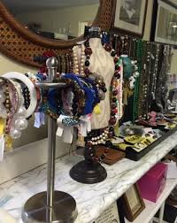 St Joseph's Thrift Shop, 34 Grove Pl, Babylon, NY 11702, US