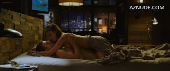 FRIENDS WITH BENEFITS NUDE SCENES - AZNude