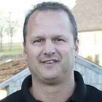 Chris Esh's Instagram, Twitter & Facebook