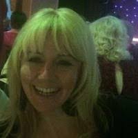 Mandy Boucher's Instagram, Twitter & Facebook