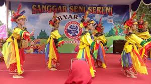 Hari batik nasional cerita sentra batik betawi di terogong. 87 Gambar Ondel Ondel Anak Tk Terlihat Keren Gambar Pixabay