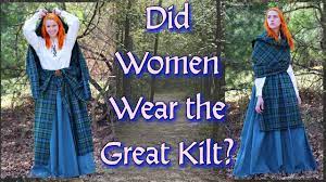 Earasaid, erasaid, arisaid, erisaid, arasaid, scottish woman's historic clothing. What Is A Women S Great Kilt Youtube