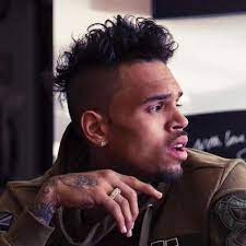 Chris Brown Lange Haare New Chris Brown Hair Brown Curly Hair Skin Fade Hairstyle