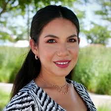 35 watchers26.5k page views96 deviations. Araceli Gomez Aldana Wbez Chicago
