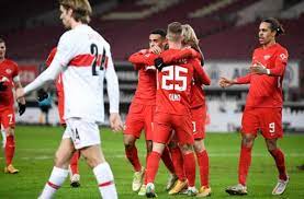 Für die mannschaft mit dem brustring war es erst. 0 1 Gegen Rb Leipzig Vfb Stuttgart Startet Mit Heimniederlage Ins Neue Jahr Vfb Stuttgart Stuttgarter Zeitung