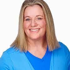 Kimberly Eades's Instagram, Twitter & Facebook