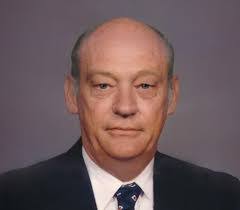 Kenny Mueller's Instagram, Twitter & Facebook