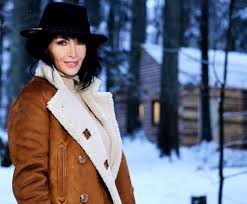 I've been a zin™ member since feb 2012 and i absolutely love teaching zumba classes. Mihaela RÄƒdulescu SuferÄƒ La Ferma Mi Am Distrus Cizmele Chanel È™i Am FÄƒcut FebrÄƒ 42 Click Mobile