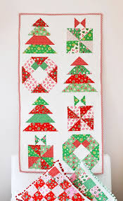 Little Joys Table Runner Christmas Crafts Christmas Quilts Christmas Patchwork