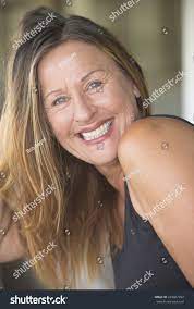 Portrait Attractive Confident Mature Woman Smiling Stock Photo 259607294 |  Shutterstock