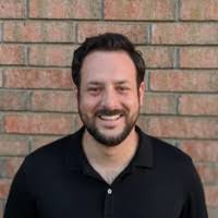 Leo Pruneda's Instagram, Twitter & Facebook