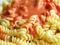 Nudeln Mit Tomatensauce Ein Sehr Leckeres Rezept Aus Der Kategorie Kochen Bewertungen 3 Durchschnitt O Nudeln Mit Tomatensauce Tomaten Sauce Tomatensauce
