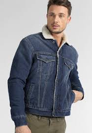 La veste décontractée et stylée de votre été cette veste en lin et coton vous promet la légèreté d'une chemise et la respirabilité de ses fibres naturelles. Veste Legere Homme Notre Selection Pour La Mi Saison Gentleman Moderne