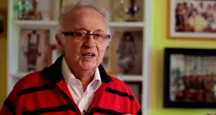 He was director of the mikroszkóp theatre from 1985 to 2009. Ez A Betegseg Rosszabb Mint A Rak Oszinten Beszelt Sas Jozsef Felesege A Komikus Allapotarol Szmo Hu