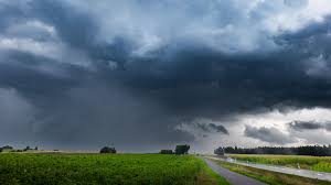 Unwetterfront kommt: DWD warnt vor schweren Gewittern — BR