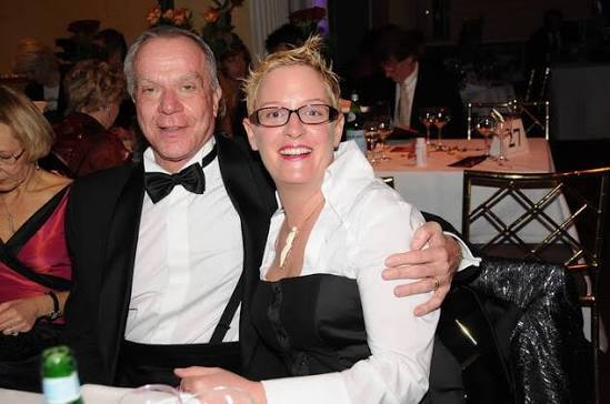 Schauspieler Dirk Galuba mit Ehefrau Natascha während des Rosenballs 2009 in